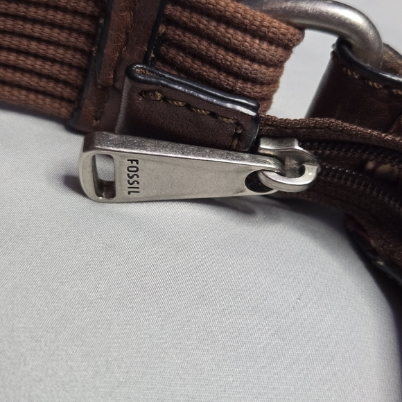 Fossil Key-Per Retro Floral Coated Canvas Crossbody Bag - Picture 10 of 11